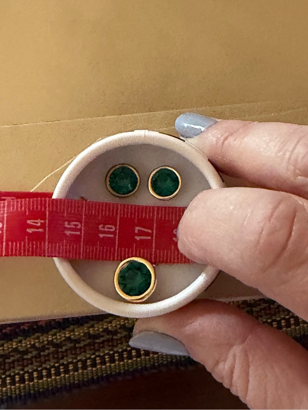 White House Black Market Emerald Green and Gold Stud Earrings and Pendant Set - Picture 5 of 6